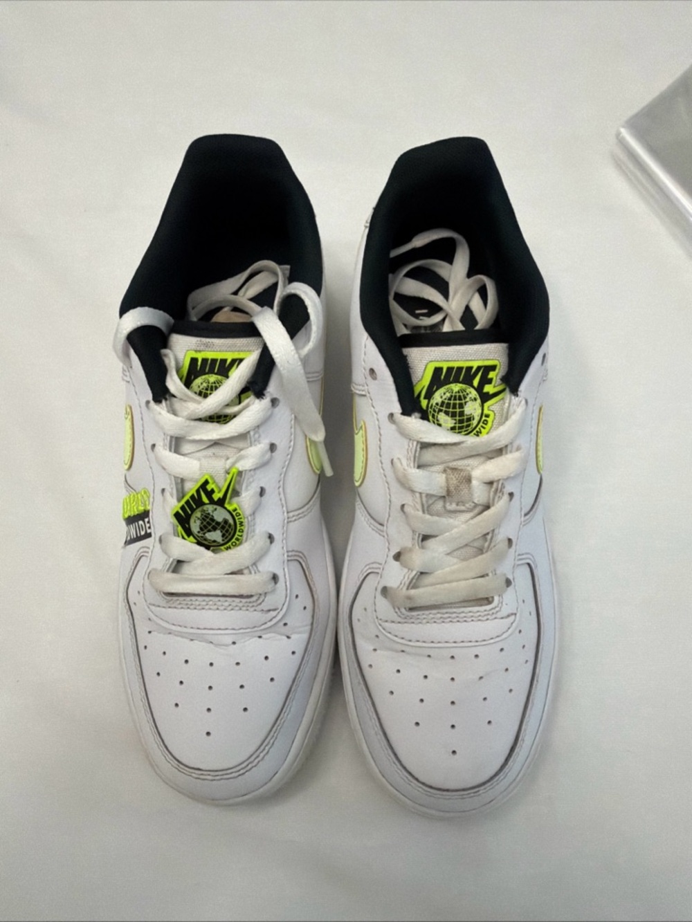 Nike Air Force 1 '07 Youth  LV8 Worldwide Pack Volt Size 7